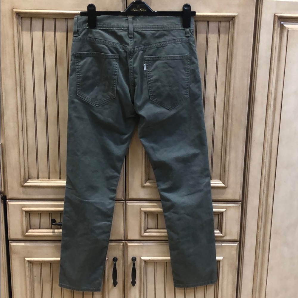 Levi’s - Picture 2 of 5
